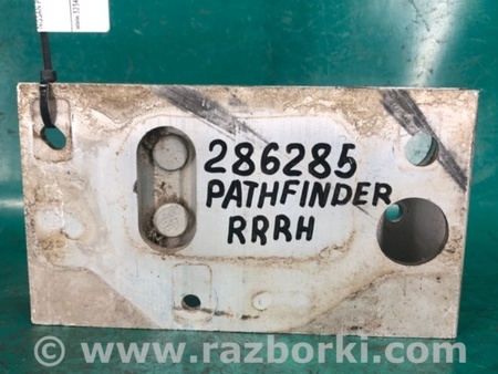 ФОТО Кронштейн усилителя заднего бампера для Nissan Pathfinder R52 Киев