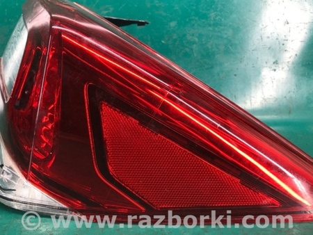 ФОТО Фонарь задний наружный для Subaru Crosstrek (2018-) Киев