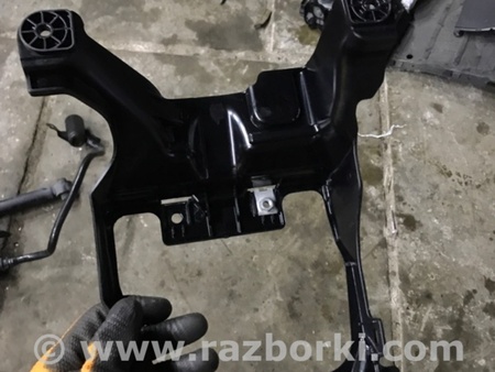 ФОТО Кронштейн кузова для Mazda 3 BM (2013-...) (III) Киев