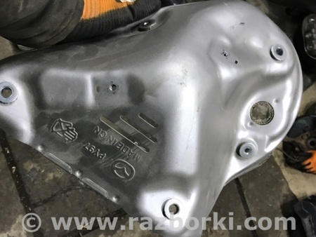 ФОТО Тепловой экран для Mazda 3 BM (2013-...) (III) Киев