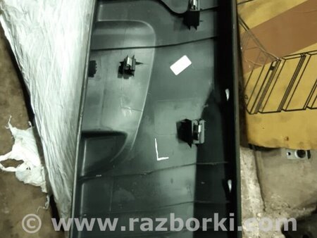ФОТО Накладка на стойку кузова для Audi (Ауди) A3 8V1, 8VA, 8V7, 8VS (03.2012-...) Киев