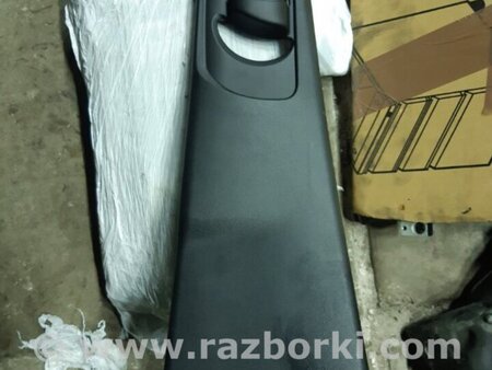 ФОТО Накладка на стойку кузова для Mazda 3 BM (2013-...) (III) Киев