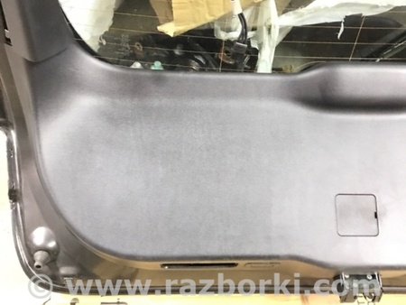ФОТО Обшивка двери багажника для Mazda 3 BM (2013-...) (III) Киев
