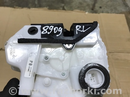 ФОТО Замок боковой двери для Mazda 3 BM (2013-...) (III) Киев