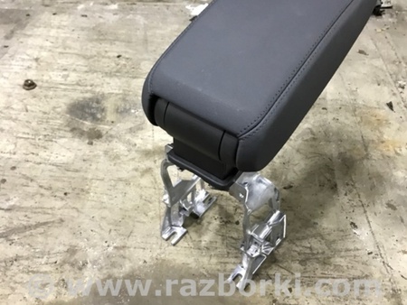 ФОТО Подлокотник для Audi (Ауди) Q3 II (07.2018-...) Киев