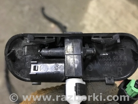 ФОТО Форсунка омывателя фары для Audi (Ауди) A4 B8 - 8K2, 8K5 (08.2007-11.2015) Киев