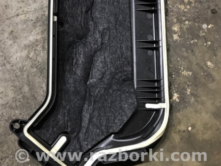 ФОТО Крышка блока предохранителей для Porsche Macan Киев