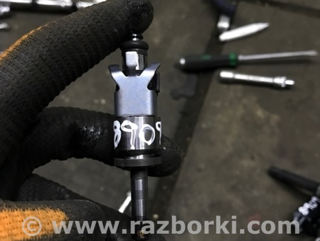 ФОТО Форсунка топливная для Mazda 3 BM (2013-...) (III) Киев
