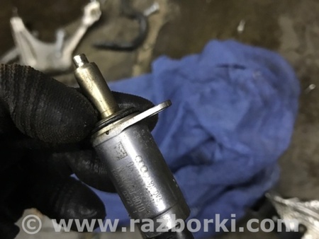 ФОТО Регулятор давления топлива для Audi (Ауди) A3 8V1, 8VA, 8V7, 8VS (03.2012-...) Киев