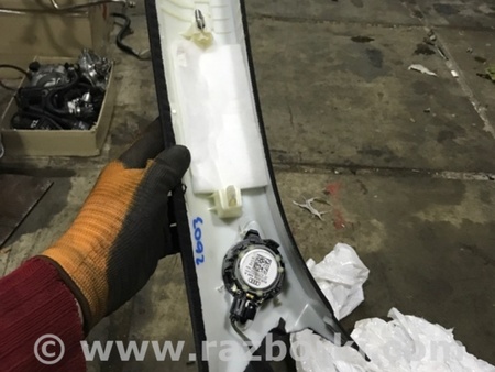 ФОТО Накладка стойки лобового стекла для Audi (Ауди) A3 8V1, 8VA, 8V7, 8VS (03.2012-...) Киев