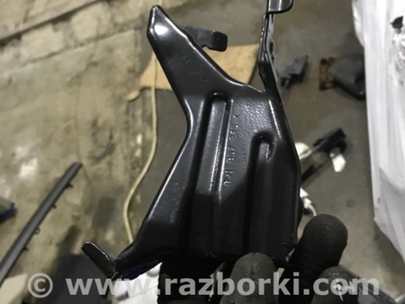 ФОТО Кронштейн кузова для Audi (Ауди) A5 8T (03.2007-11.2016) Киев