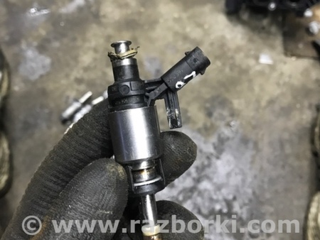 ФОТО Форсунка топливная для Audi (Ауди) A4 B8 - 8K2, 8K5 (08.2007-11.2015) Киев