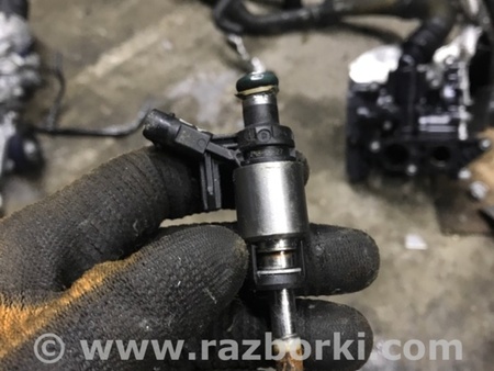 ФОТО Форсунка топливная для Audi (Ауди) A4 B8 - 8K2, 8K5 (08.2007-11.2015) Киев