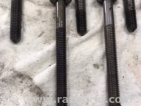 ФОТО Болт головки блока цилиндров для Audi (Ауди) A3 8V1, 8VA, 8V7, 8VS (03.2012-...) Киев