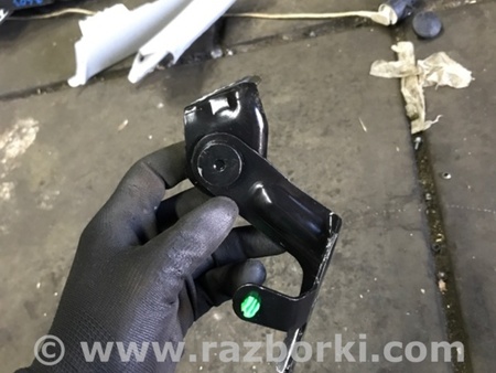 ФОТО Кронштейн кузова для Mazda 3 BM (2013-...) (III) Киев