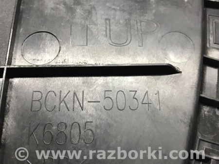 ФОТО Подкрылок для Mazda 3 BM (2013-...) (III) Киев