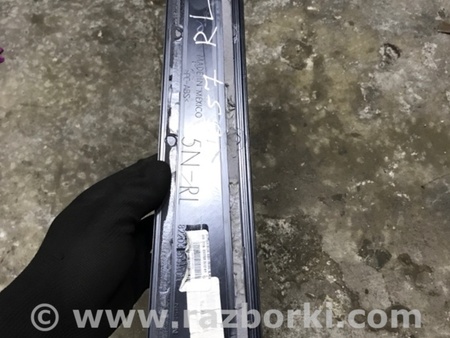 ФОТО Накладка рамки двери для Infiniti QX50 Киев