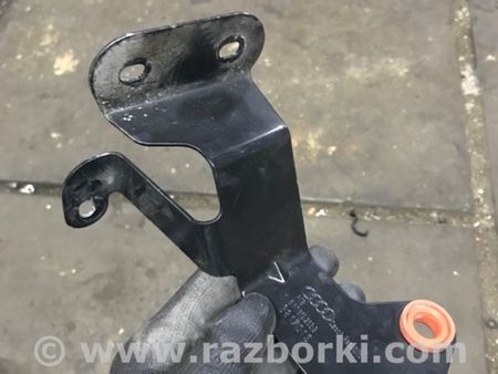 ФОТО Кронштейн кузова для Audi (Ауди) A5 8T (03.2007-11.2016) Киев