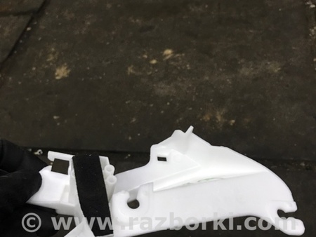 ФОТО Кронштейн кузова для Mazda 3 BM (2013-...) (III) Киев