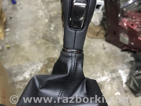 ФОТО Кожух ручки КПП для Mazda 3 BM (2013-...) (III) Киев