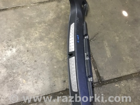 ФОТО Накладка замка багажника для BMW 3-Series (все года выпуска) Киев