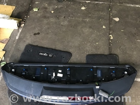 ФОТО Стоп-сигнал для Audi (Ауди) Q3 II (07.2018-...) Киев