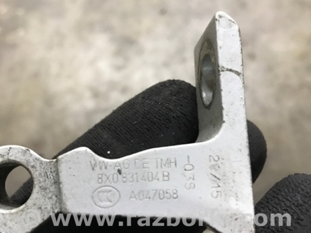 ФОТО Петля двери для Audi (Ауди) A3 8V1, 8VA, 8V7, 8VS (03.2012-...) Киев