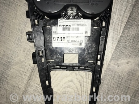 ФОТО Накладка в салоне для Audi (Ауди) A4 B8 - 8K2, 8K5 (08.2007-11.2015) Киев