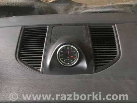 ФОТО Часы для Porsche Macan Киев
