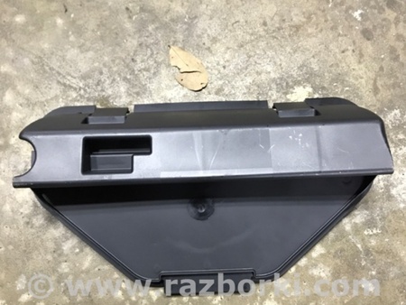 ФОТО Накладка двери багажника для Audi (Ауди) A4 B8 - 8K2, 8K5 (08.2007-11.2015) Киев