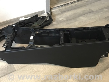 ФОТО Консоль центральная для Mazda 3 BM (2013-...) (III) Киев