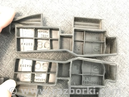ФОТО Уплотнитель кузова для Mazda 3 BM (2013-...) (III) Киев
