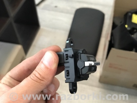 ФОТО Кнопка для Mazda 3 BM (2013-...) (III) Киев