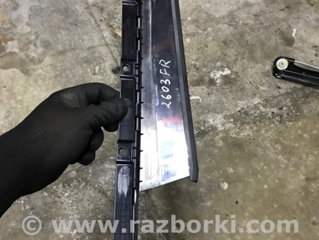 ФОТО Рамка стекла двери для Audi (Ауди) A3 8V1, 8VA, 8V7, 8VS (03.2012-...) Киев