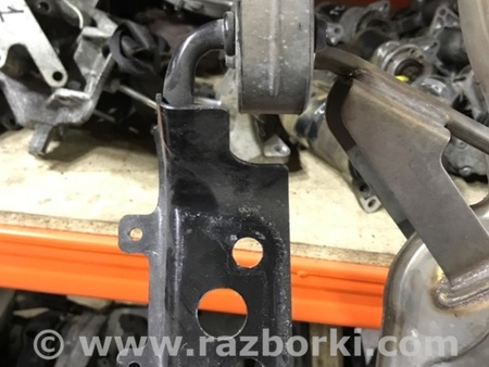 ФОТО Крепление глушителя для Audi (Ауди) A4 B8 - 8K2, 8K5 (08.2007-11.2015) Киев
