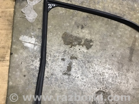 ФОТО Уплотнитель стекла двери для Subaru Legacy (все модели) Киев