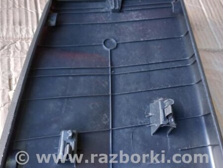 ФОТО Накладка на стойку кузова для Audi (Ауди) A4 B8 - 8K2, 8K5 (08.2007-11.2015) Киев