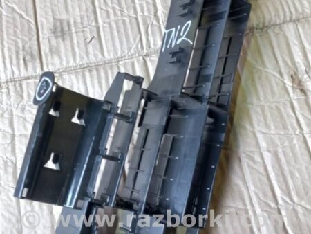 ФОТО Кронштейн блока предохранителей для Audi (Ауди) A4 B8 - 8K2, 8K5 (08.2007-11.2015) Киев