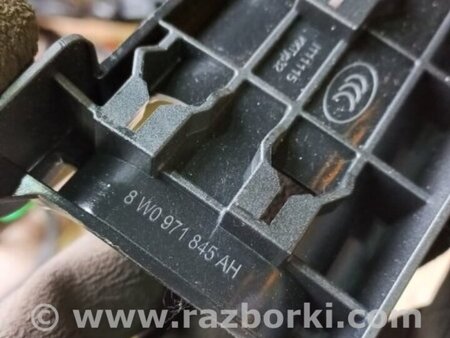 ФОТО Кронштейн блока предохранителей для Audi (Ауди) A4 B8 - 8K2, 8K5 (08.2007-11.2015) Киев