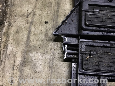 ФОТО Диффузор голый (Дефект) для Audi (Ауди) A4 B8 - 8K2, 8K5 (08.2007-11.2015) Киев
