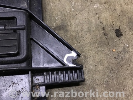 ФОТО Диффузор голый (Дефект) для Audi (Ауди) A4 B8 - 8K2, 8K5 (08.2007-11.2015) Киев