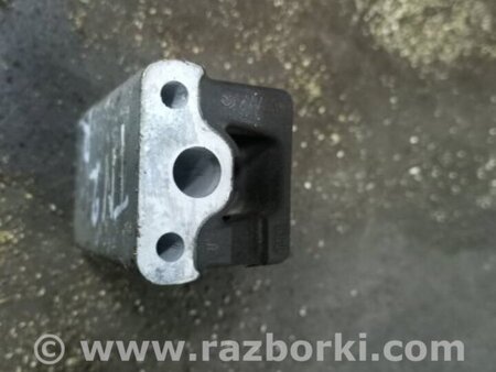 ФОТО Сайлентблок для Audi (Ауди) A4 B8 - 8K2, 8K5 (08.2007-11.2015) Киев