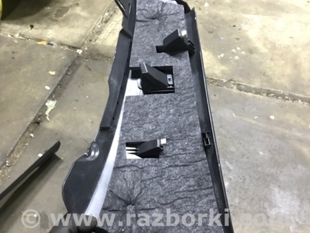 ФОТО Пластик для Audi (Ауди) A3 8V1, 8VA, 8V7, 8VS (03.2012-...) Киев