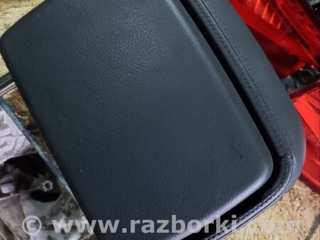 ФОТО Подголовник сиденья для Audi (Ауди) A3 8V1, 8VA, 8V7, 8VS (03.2012-...) Киев