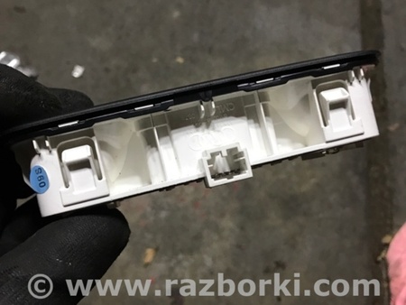 ФОТО Плафон подсветки салона для Audi (Ауди) A3 8V1, 8VA, 8V7, 8VS (03.2012-...) Киев