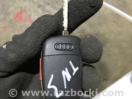 ФОТО Ключ зажигания для Audi (Ауди) A3 8V1, 8VA, 8V7, 8VS (03.2012-...) Киев