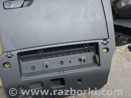 ФОТО Бардачок для Audi (Ауди) A3 8V1, 8VA, 8V7, 8VS (03.2012-...) Киев
