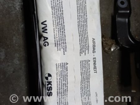 ФОТО Подушка безопасности в колени для Audi (Ауди) A3 8V1, 8VA, 8V7, 8VS (03.2012-...) Киев