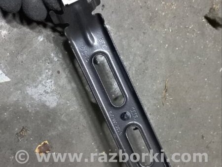 ФОТО Кронштейн для Audi (Ауди) A3 8V1, 8VA, 8V7, 8VS (03.2012-...) Киев