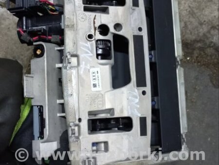 ФОТО Монитор для Audi (Ауди) A3 8V1, 8VA, 8V7, 8VS (03.2012-...) Киев